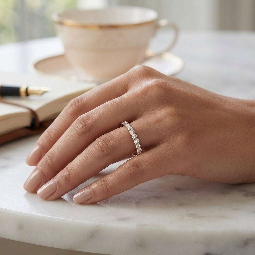 Nysa – Pavé Wedding Band