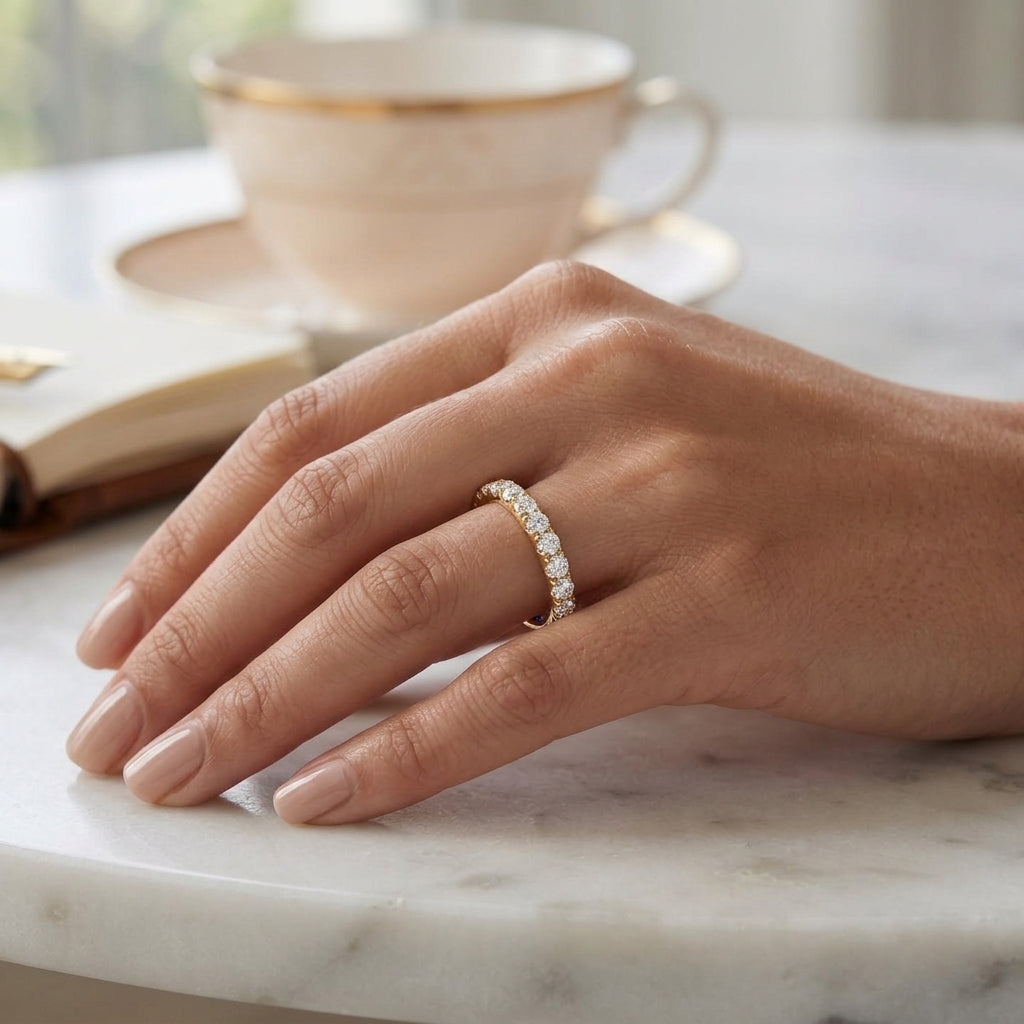 Nysa – Pavé Wedding Band