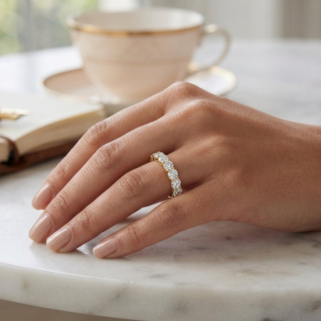Aera – Round Seven Stone Wedding Band