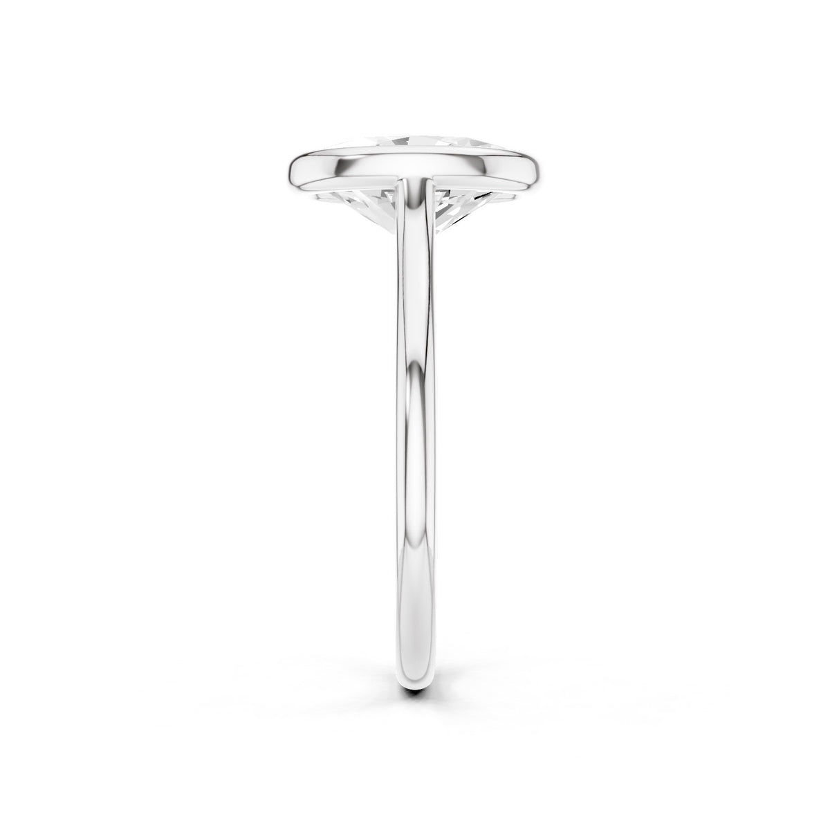 Aster – 2 Carat Oval Classic Bezel