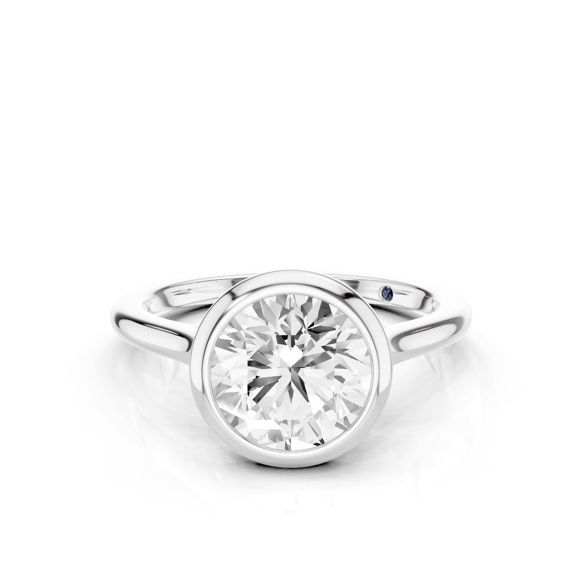 Aster – 2 Carat Round Classic Bezel