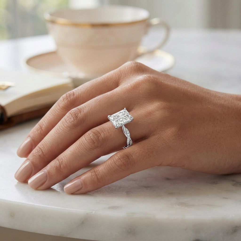 Ciela – 3 Carat Emerald Criss Cross Pavé